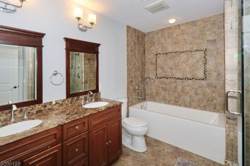 78 Benjamin St, Cranford NJ  07016-2622 exterior