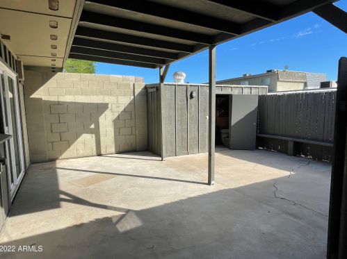 2054 Elm St, Phoenix AZ 85033-1041 exterior