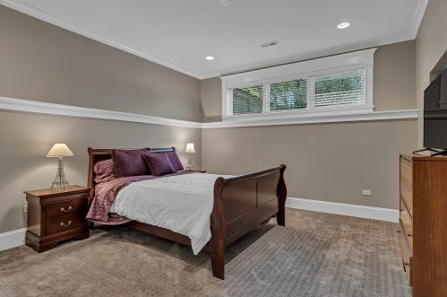 3800 Paulina St, Chicago IL 60609-2057 exterior