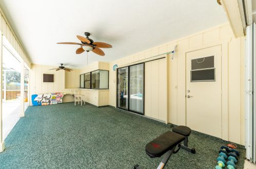 2251 Mcmaster St, Fort Pierce FL  34952-6845 exterior