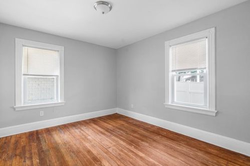 233 Indiana Ave, Providence RI 02905-4403 exterior