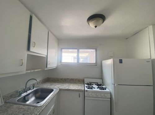 1907 Hanover St, Pittsburgh, PA 15218-2455