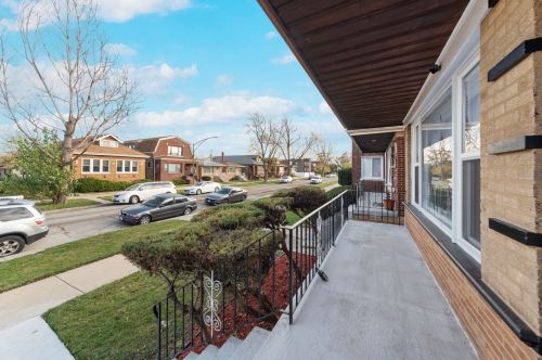 8404 Elizabeth St, Chicago IL  60620-4035 exterior