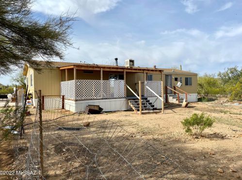 6664 Desert View Dr, Tucson, AZ 85743-8048