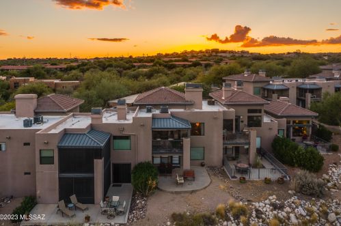 5800 Kolb Rd, Tucson AZ 14276-0908 exterior