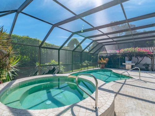 4038 Old Trl Way, Naples FL 34103-3542 exterior