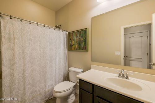 6917 19th Ln, Phoenix AZ  85041-6640 exterior