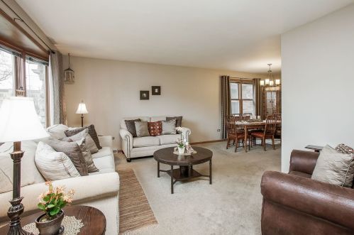 3220 Osage Ave, Chicago IL 60634-2953 exterior