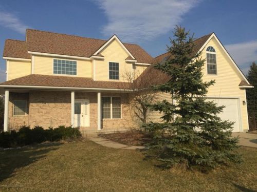 514 Clearwater Dr, Perry, MI 48872-8791