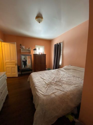 18 Broadway St, Joliet IL 60435-7147 exterior