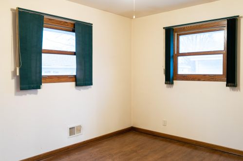 3733 80, Milwaukee WI 53214-1431 exterior