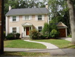 59 Wilde Rd, Newton, MA 02468-1324
