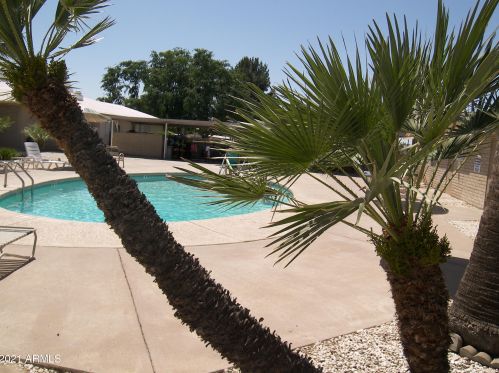 16229 32 Way, Phoenix AZ 85018-5019 exterior