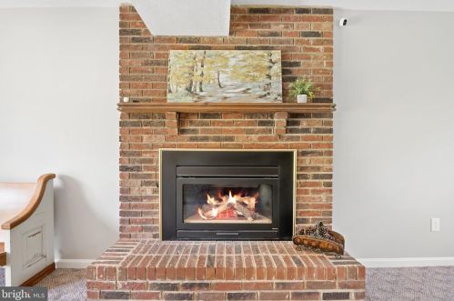 801 White Marsh Ct, Huntingtown MD 20639-2802 exterior