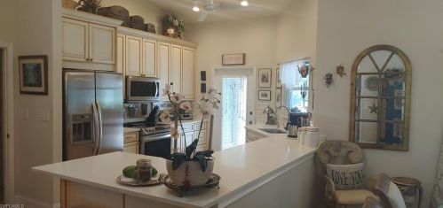 4539 Ashton Ct, Naples FL 34112-8822 exterior