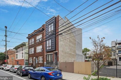 1810 Bainbridge St, Philadelphia PA 19146-1430 exterior