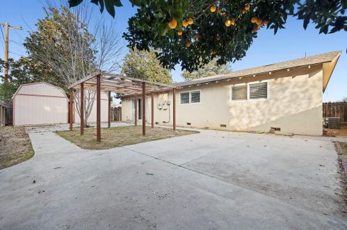 1861 Denair Ave, Turlock CA 95382-1815 exterior