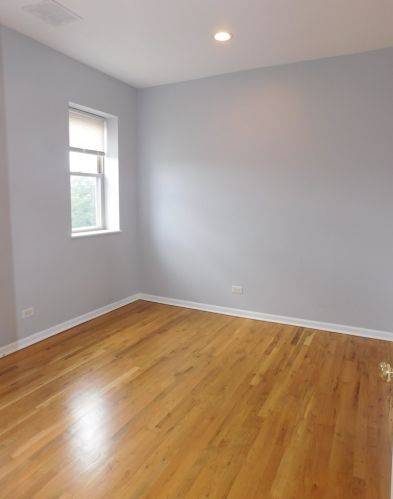 3019 George St, Chicago IL  60618-7638 exterior