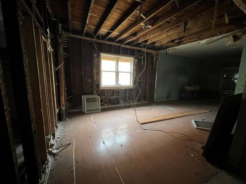 2728 76th St, Chicago IL  60649-4314 exterior