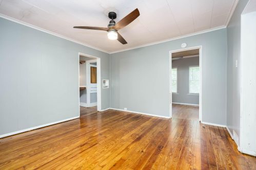 4624 1 St, Kalamazoo MI 49009-7943 exterior