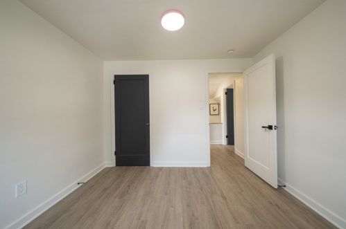 110 Briarwood Dr, Pittsburgh PA  15235-4301 exterior