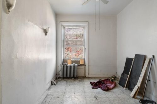 269 Alexander Ave, Bronx NY 10454-1133 exterior