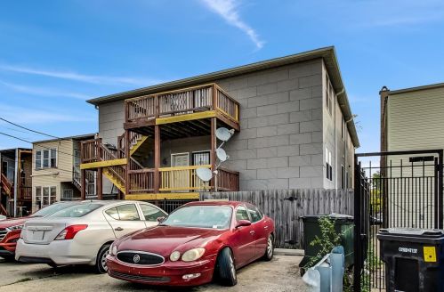 7238 Cornell Ave, Chicago IL  60649-2886 exterior