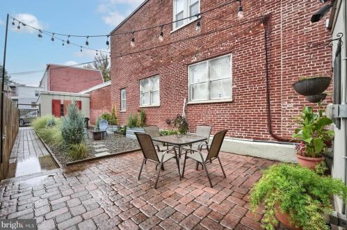 452 Lemon St, Lancaster, PA 17603-3345