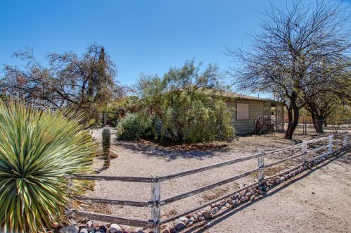5602 19th St, Tucson, AZ 85711-5123