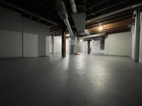 860 Mangin Ave, Meskegon MI  49442-5117 exterior