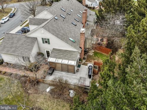 3226 Oakglen Ct, Lancaster, PA 17601-1340