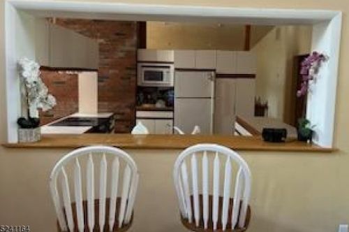 40 Oslo Dr, Rockaway NJ 07866-4239 exterior