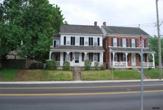 827 York St, Hanover, PA 17331-3435