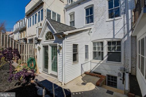 2812 27 St, Washington DC 20007-3144 exterior