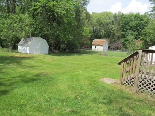 5289 Keyes Dr, Kalamazoo MI  49004-2613 exterior