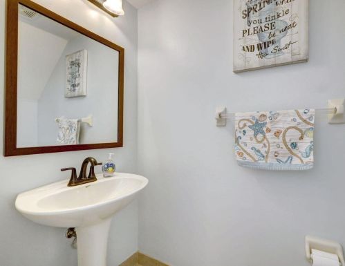 2201 Marshfield Ct, Fort Pierce FL  34953-4372 exterior