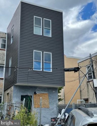 1557 9 St, Philadelphia PA 19148-3701 exterior