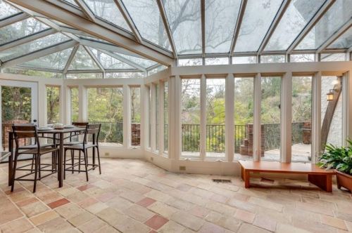 1289 Beech Vly Rd, Atlanta GA 30306-3123 exterior