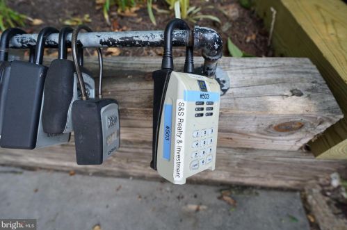 1730 Arlington Blvd, Arlington VA  22209-3302 exterior