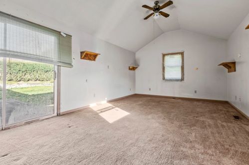 1717 Sillview Dr, Pittsburgh PA 15243-1558 exterior