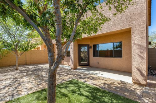 4831 4 Ave, Phoenix AZ 85041-5745 exterior