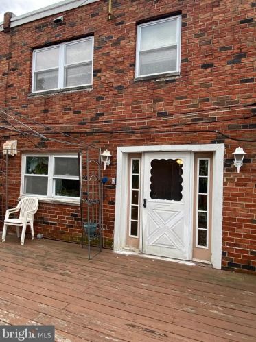 12410 Academy Rd, Philadelphia PA 19154-1929 exterior