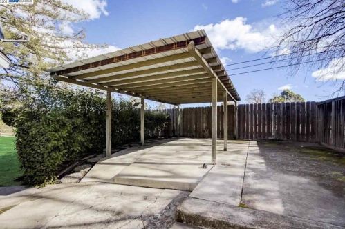 4299 Cherrywood Ct, Concord CA exterior