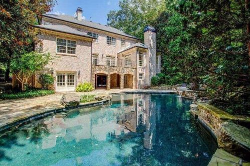 700 Brookwoods Trce, Atlanta GA 30342-2473 exterior