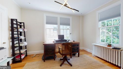 3633 Fulton St, Washington DC  20007-1452 exterior