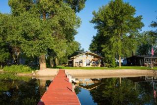 4411 Lake Dr, Manitowoc, WI 54220-9287