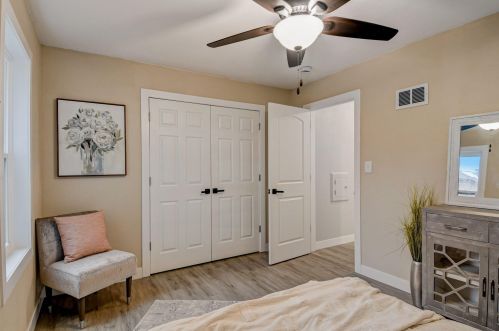 2908 77th St, Milwaukee WI  53222-5016 exterior