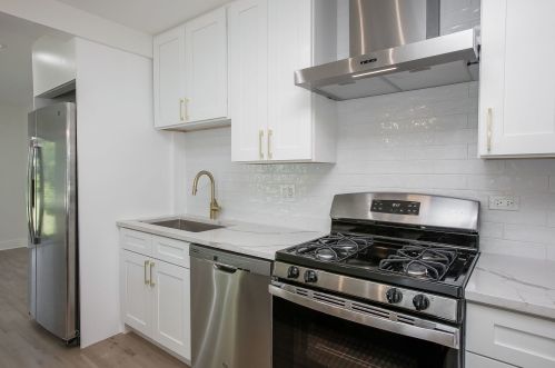 468 Emroy Ave, Elmhurst IL  60126-2019 exterior