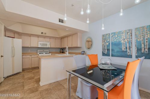 1561 Paseo Ln Tinaja, Green Valley AZ 85614-3988 exterior