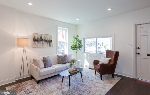 24 New St, Lancaster PA 17602-2047 exterior